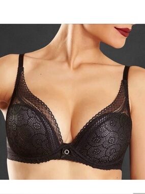 CHANTELLE Festivite Contour Plunge Bra | Style #3682‎ | Black | Size 34G (4D)